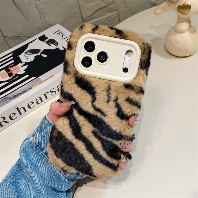 Luxury Zebra Pattern Fluffy Pl - огляд і ціна Phone Cases Iphone 17