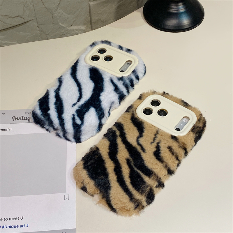 Luxury Zebra Pattern Fluffy Pl - огляд і ціна Phone Cases Iphone 17